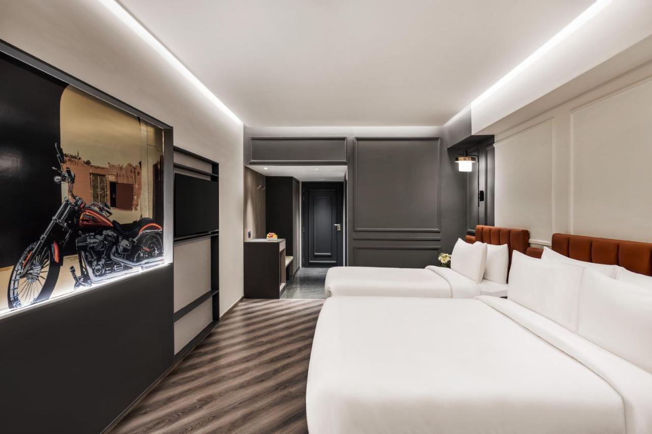 Ramada Encore By Wyndham Indore Nipania Dış mekan fotoğraf