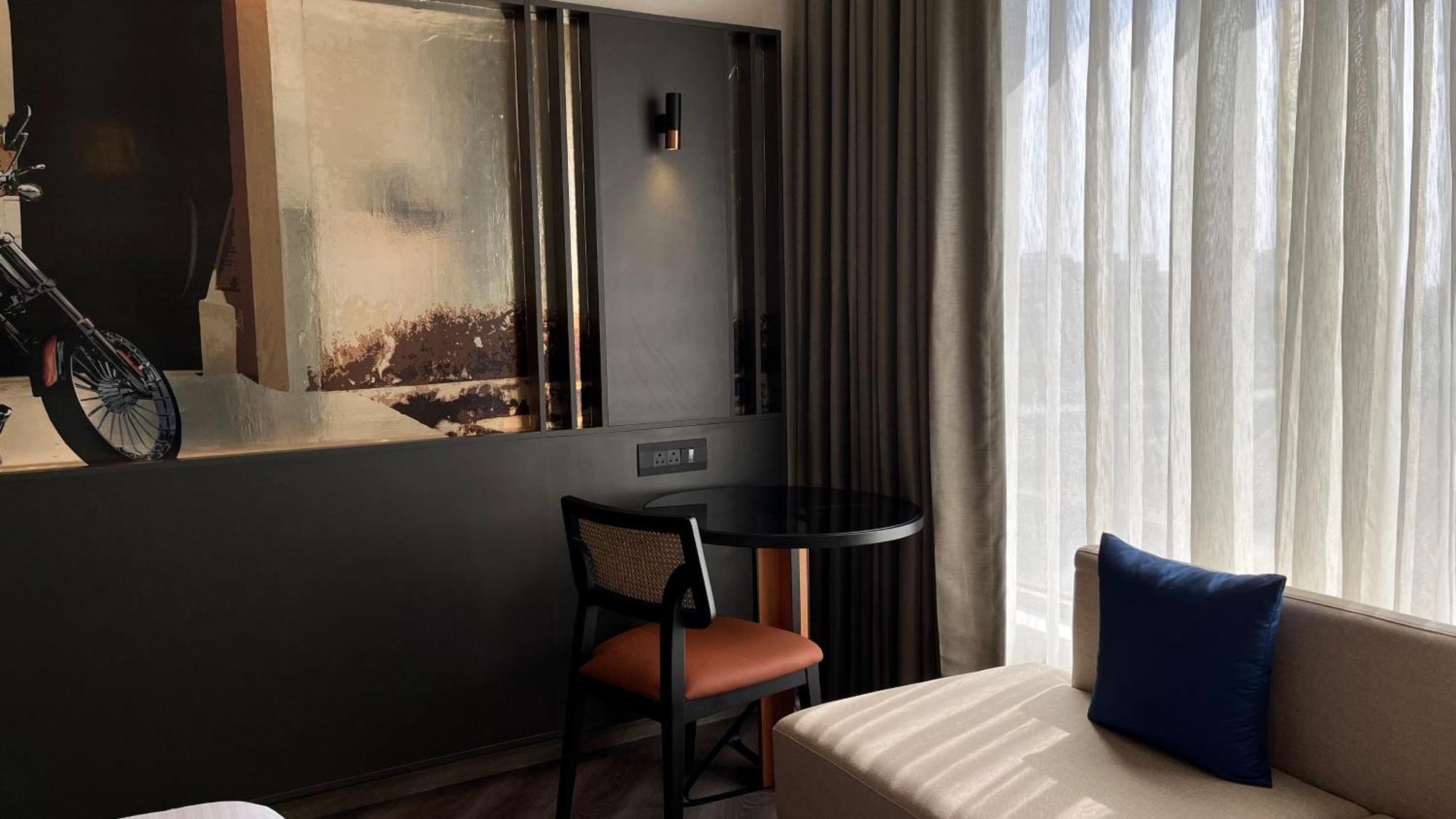Ramada Encore By Wyndham Indore Nipania Dış mekan fotoğraf