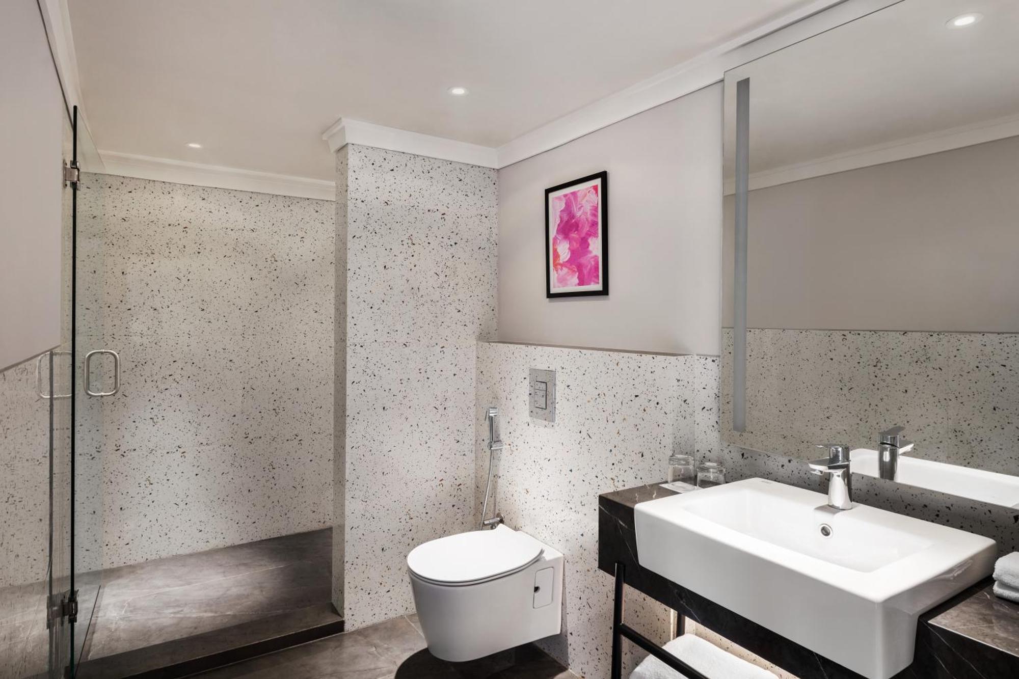 Ramada Encore By Wyndham Indore Nipania Dış mekan fotoğraf